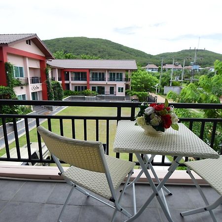 Rose Villa Hote Pak Chong Exterior foto