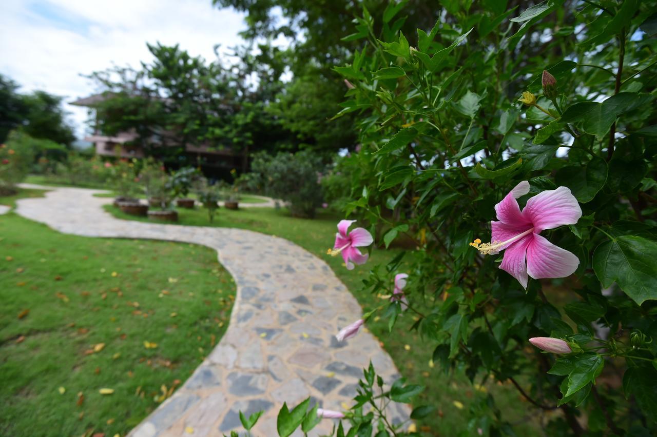 Rose Villa Hote Pak Chong Exterior foto